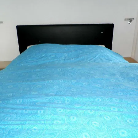 Holiday Home Vissershuis-3 *